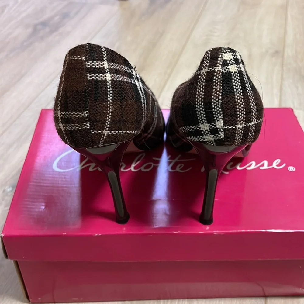 Charlotte Russe plaid fabric heels* - Picture 4 of 7